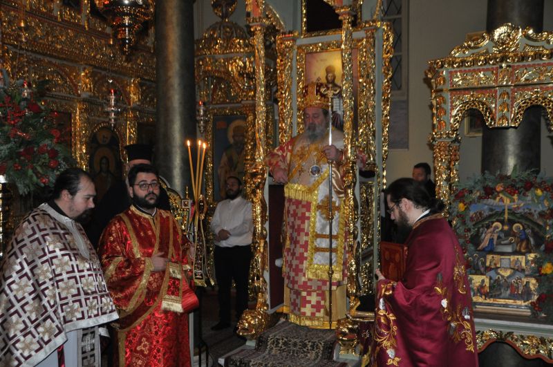 Χειροτονία διακόνου στή Μητρόπολή μας